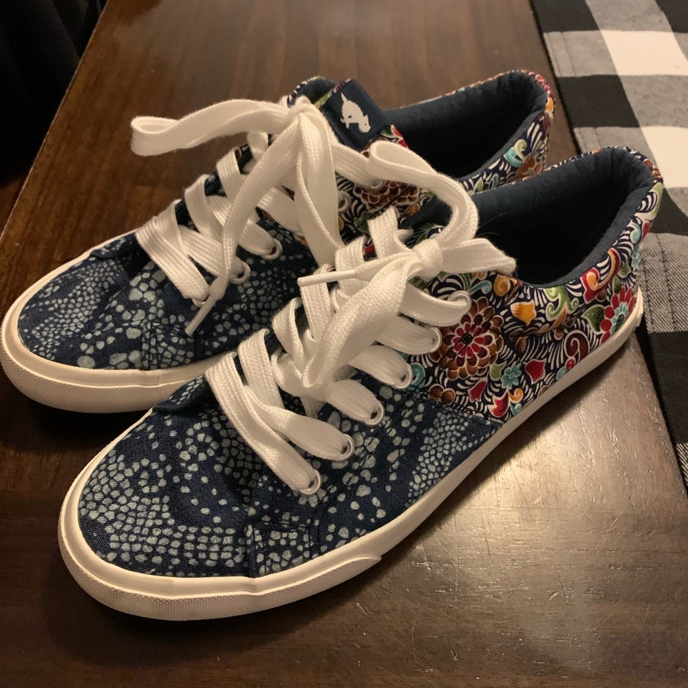 Ladies Rocket Dog shoes